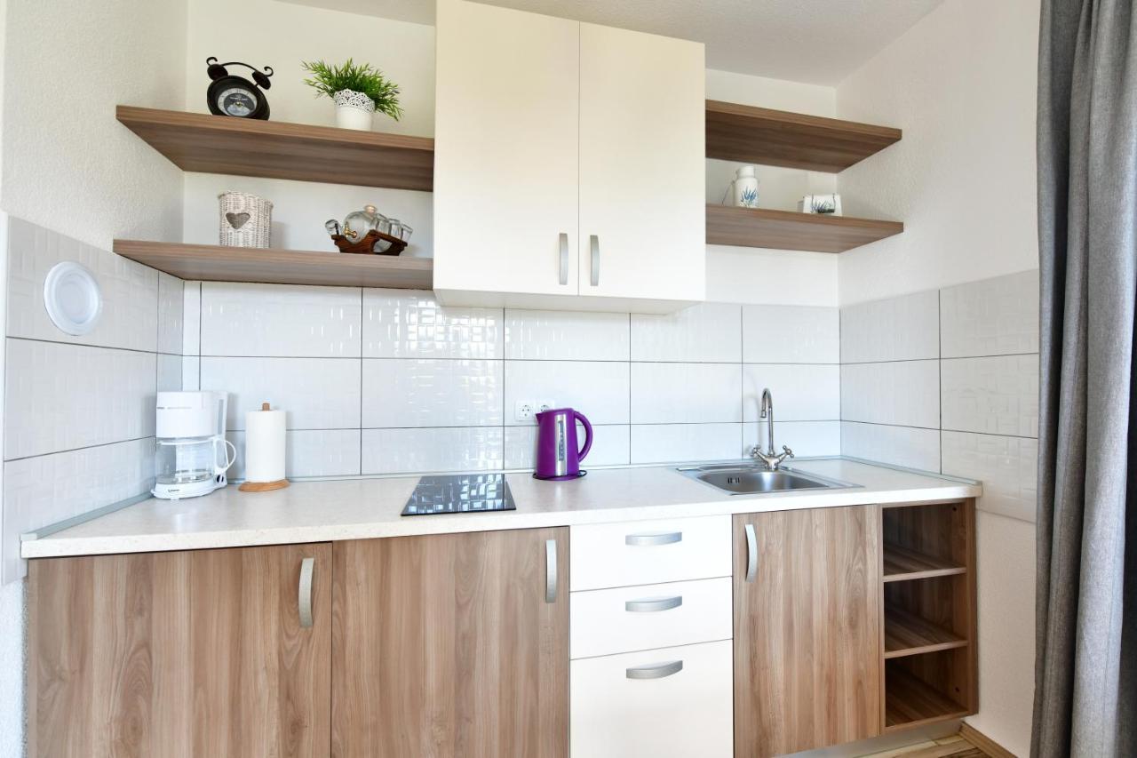 Holiday Home Ostrun Раковица Экстерьер фото