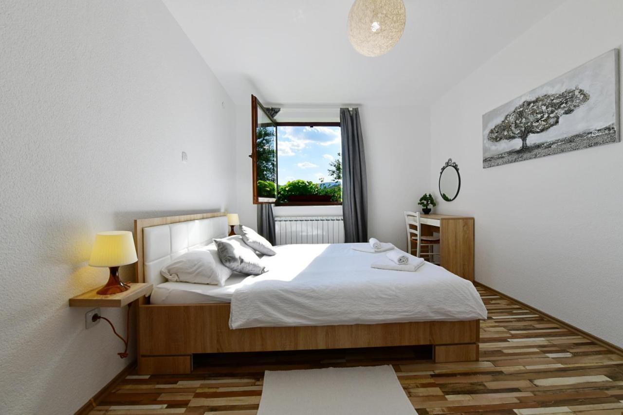 Holiday Home Ostrun Раковица Экстерьер фото